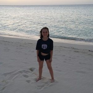 Meet your Posher, Éléna